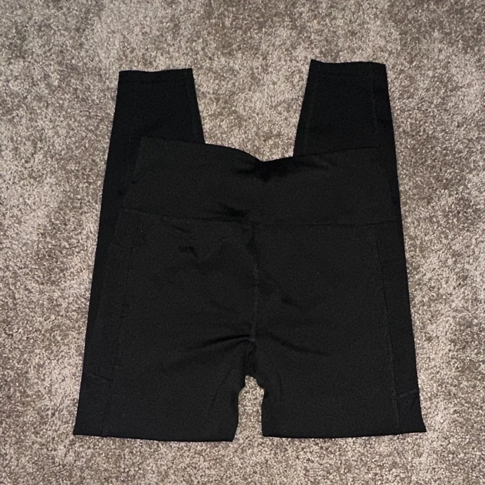 Avia Women's Black Leggings‎